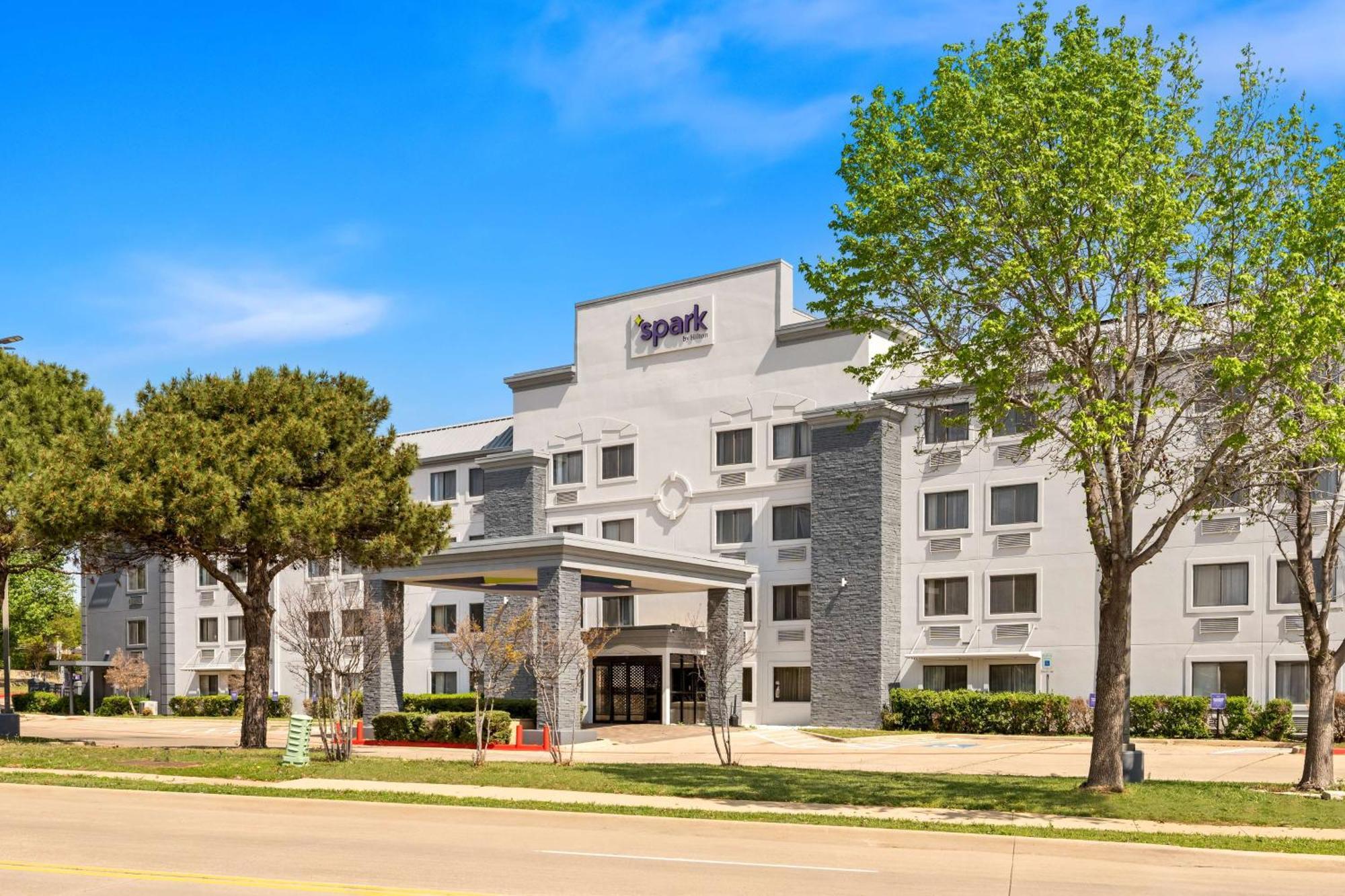 Spark By Hilton Grapevine Dfw North Exterior photo